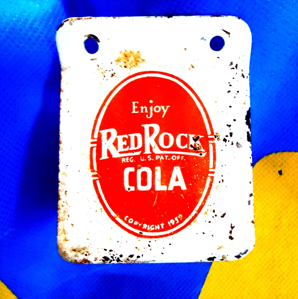 RED ROCK COLA BOTTLE OPENER VINTAGE DISTRESSED ESTATE SALE FIND WALL MOUNT - Image 4 of 4