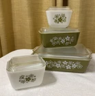 Vintage Pyrex Spring Blossom / Crazy Daisy Refrigerator Set w/Lids