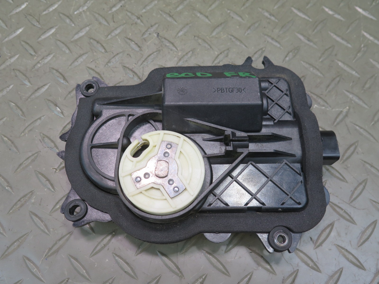 2006-2012 BENTLEY FLYING SPUR FRONT RIGHT DOOR LOCK SOFT CLOSE ACTUATOR MOTOR