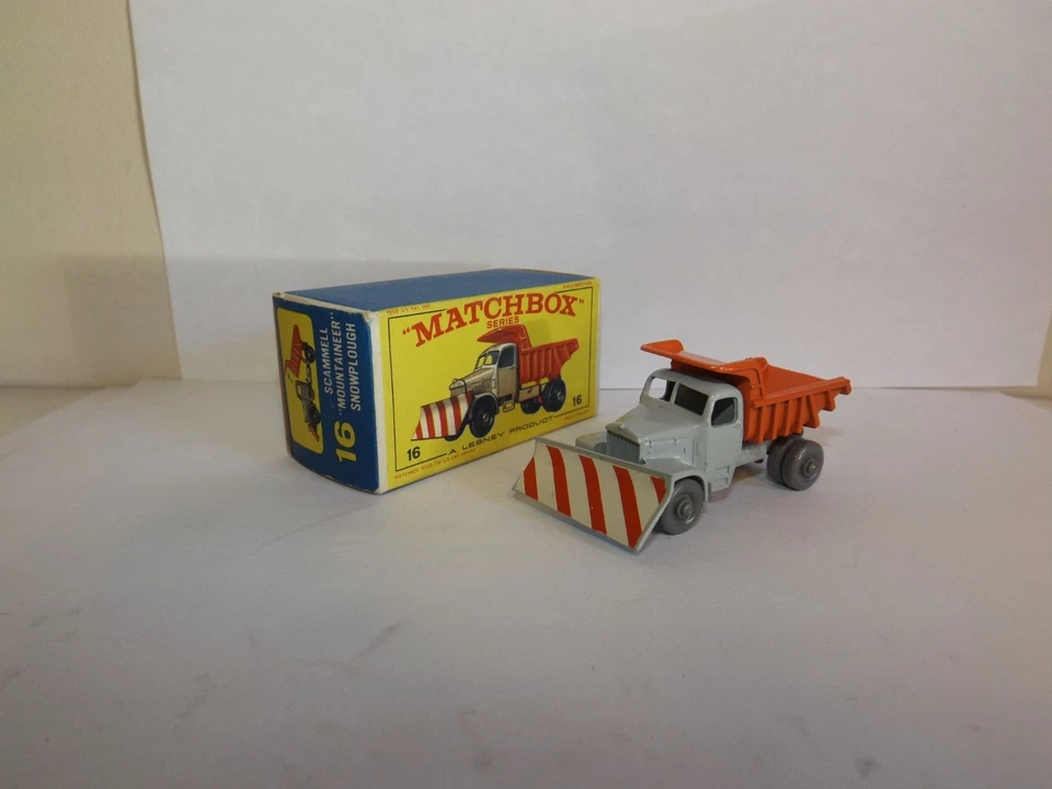 MATCHBOX REG. WHEEL NO. 16-C SCAMMELL "MOUNTAINEER" SNOWPLOUGH GPW MIB - Image 3 of 4