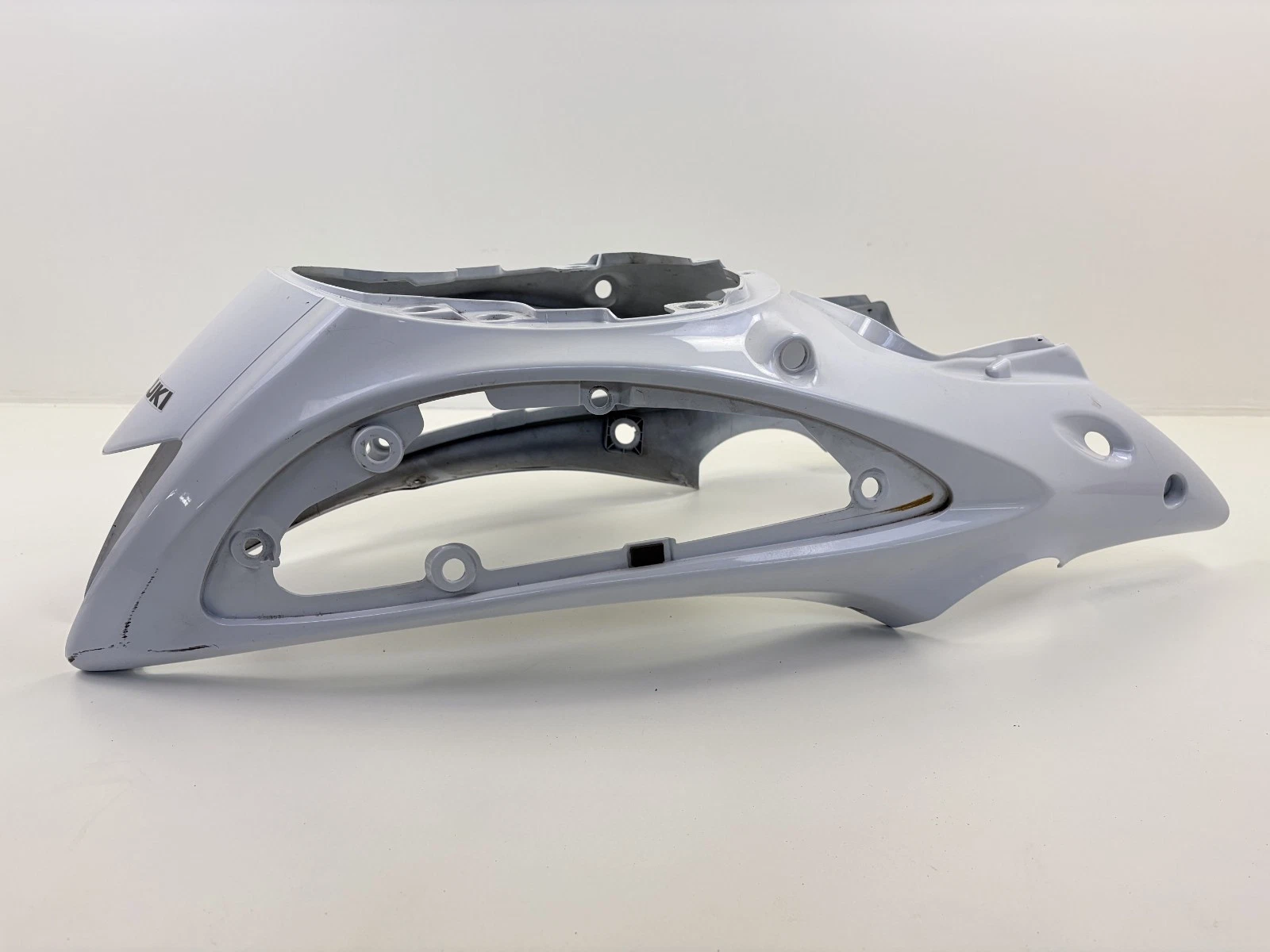 47310-15H21-YWW | Suzuki | GSX1300R Center Frame Cover
