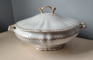 GORGEOUS O.P. CO. Syracuse China Soup Tureen Vegetable Bowl with Lid