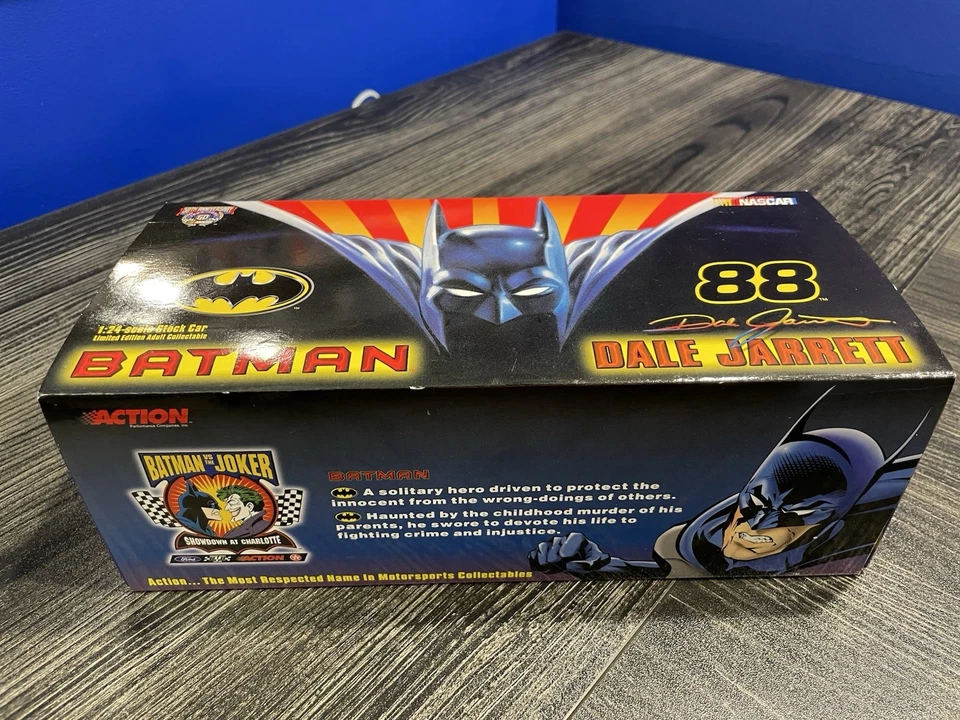 Dale Jarrett #88 Batman vs. Joker 1998 Ford Taurus 1:24 - Image 2 of 4