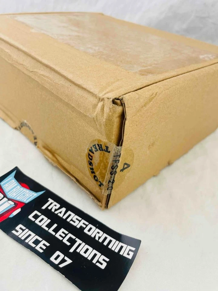 Transformers Collectors Club TFCC TFSS 2.0 #4 Treadshot MISB Sealed - Image 2 of 3