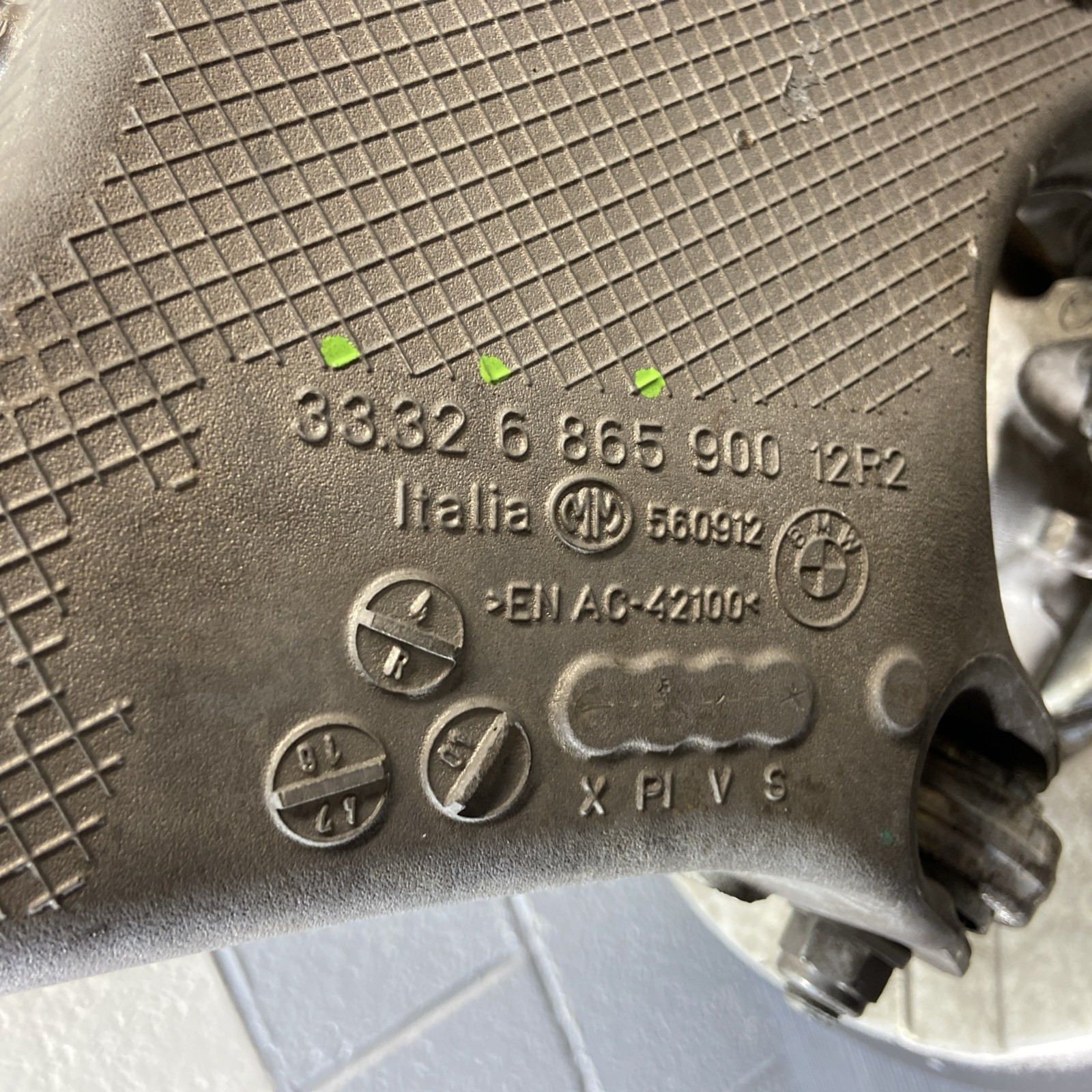 Rolls-Royce Dawn 2009-2015 Rear Right Steering knuckle