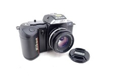 Nikon F-401 con fotocamera reflex 1.8 / 50 mm 35 mm reflex #284436 - rivenditore