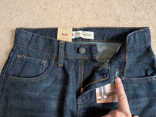 NWT Levi’s Boys 514 Straight Fit Stretch Performance Jeans, Medium Wash, Sz 12 - Picture 4 of 10