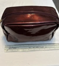 IsADora Burgundy Cosmetic Makeup Travel Bag 2 Inside Pockets Zippers & ID Logo