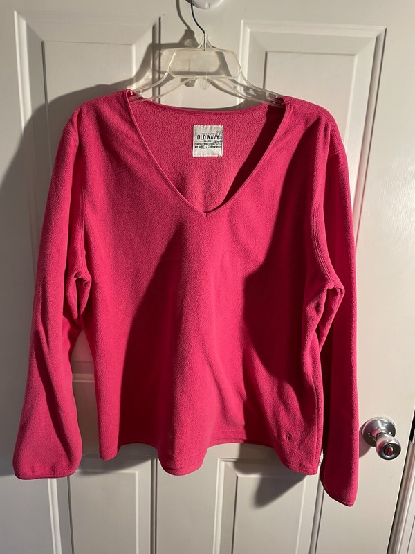 Old Navy fleece long sleeve v neck shirt extra large xl