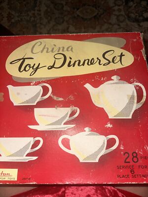 Vintage Moss Rose Toy Dinner set 26 pieces in original box by Cragstan  Japan | eBay