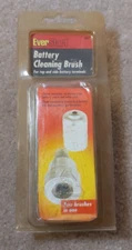 EVERSTART BATTERY CLEANING BRUSH FOR TOP AND SIDE TERMINALS. 2 BRUSHES IN ONE