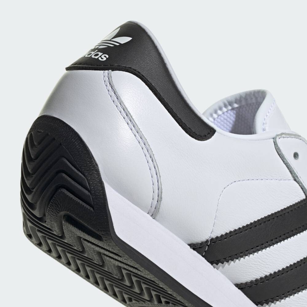 adidas Originals Country II Cloud White / Core Black IG4549