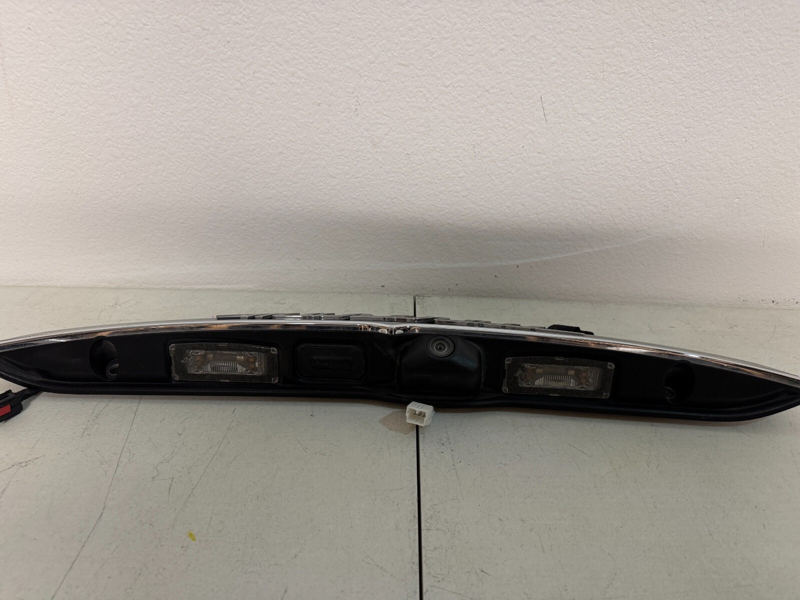 2014 2015 2016 2017 MASERATI GHIBLI TRUNK CAMERA HANDEL TRIM