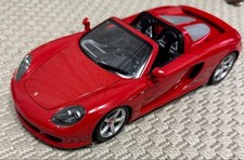 MINICHAMPS Porsche Carrera GT 2004 1:18 Red Metal Model Car
