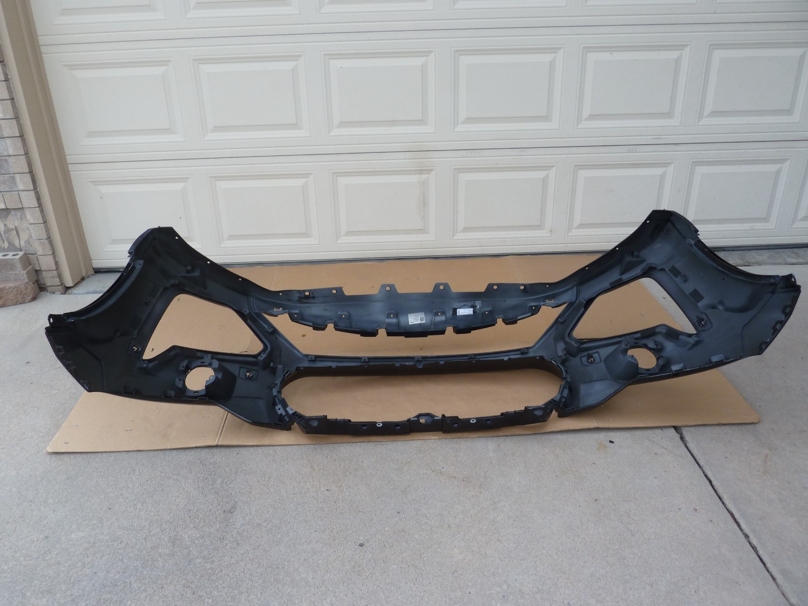 17-23 Maserati Levante Gransport GTS OEM Front Bumper Cover Skin OEM Black Facia