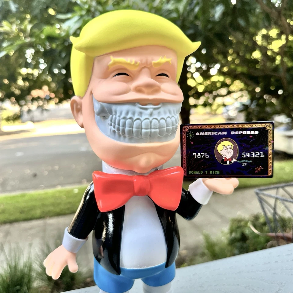 Figura Artística Vinilo Ron English Donald T Rich Grin 12" Richie Luz Negra Trump Foto 4 de 4