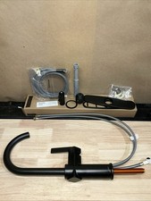 Scratch Moen Joric Deck-mount Pull-down Kitchen Faucet with Sprayer 87492BL