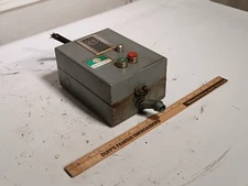 Allen Bradley 509-TOA Starter, Series B, Size 00 Coil 120V in 509-TAA Enclosure