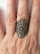 925 Sterling Silver Marcasite Filigree Art Lace Long Detailed Cocktail Ring Sz7
