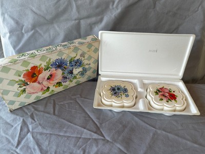 Vintage AVON ''Country Garden'' fragrance hostess soaps NIB