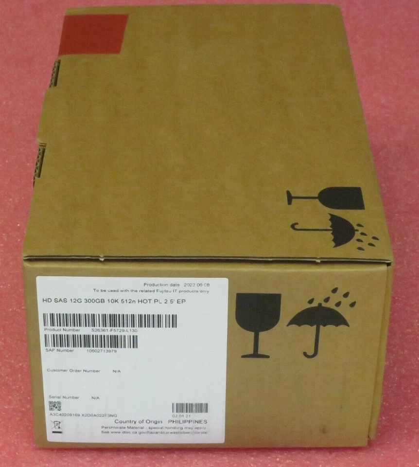 NEW Fujitsu 300GB 2.5" 10K HDD SAS 12Gb/s 512N Hot Plug EP S26361-F5729-L130 - Image 4 of 4