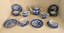 1945-1949 17-Piece Miniature Tea Set   MADE IN OCCUPIED JAPAN   Blue Willow