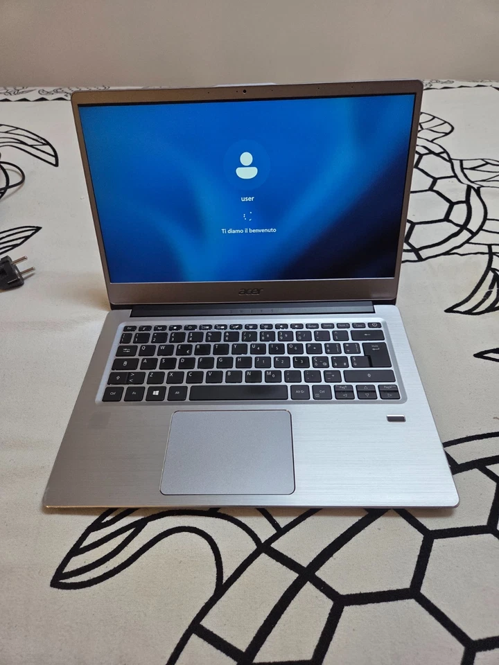 Acer Swift 3 SF314‑54, Intel Core i3‑8130U 8GB Ram 240GB SSD, 14" FHD Windows 11 - Immagine 4 di 4