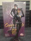 DC Direct CATWOMAN COVER GIRL UNIVERSE STATUE HUGHES Maquette BATMAN — photo 2