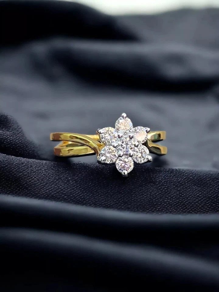 0,35 Cts Ronde Brillante Taille Diamants Floral Anniversaire Bague 18K Or jaune - Photo 2/4