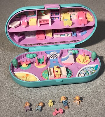 Jouet Polly Pocket vintage Babysitting Stamper jauni Bluebird (1992) s – La Roue du Passé