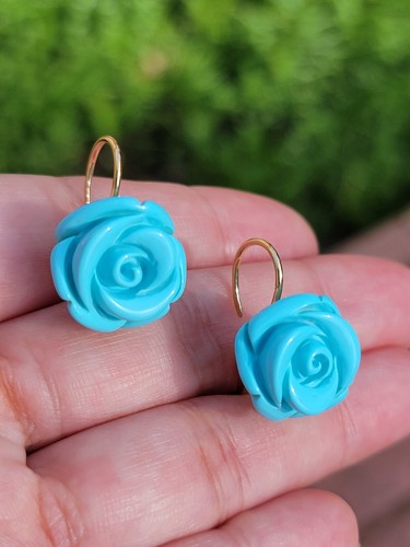 Italian 18k Yellow Gold Carved Turquoise Rose Earrings