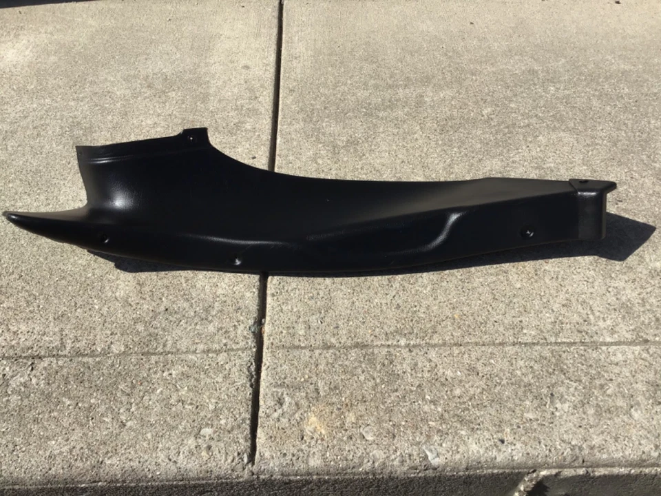 Dodge Viper 1999-2002 pieza interior del lado del pasajero Foto 2 de 4