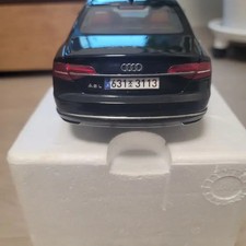1:18 Kyosho Audi A8L W12 2014 Diecast Model Official