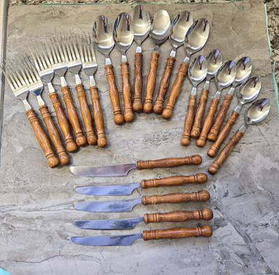 Lifetime Cutlery Taiwan Old Homestead Stainless Steel Wood Handle 23 Pieces MCM