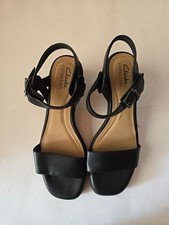 Michael Kors Womens Simone, Strap Sandal/Heels, Black Patent Leather, Size 8 1/2