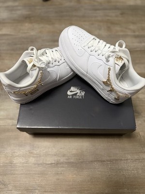 Nike Air Force 1 07 LX Charm, Sneaker, Charmkette, Weiß, Gold, 39