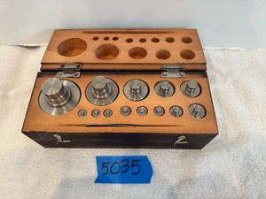 Vintage 13 Weight Set of Scale Weights in Wooden Box 1g-1 kg plus Tweezers