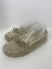 Minnetonka Moccasin Slippers Womens 8 Cream Beige Suede Shearling Lined