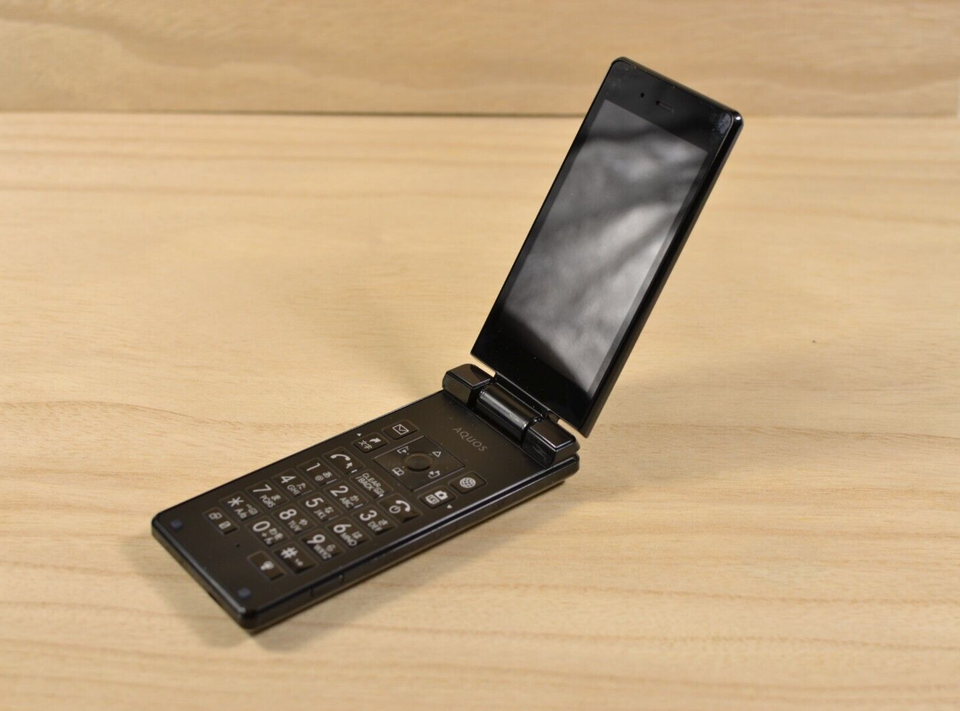 SHARP 504SH AQUOS KEITAI Black ANDROID FLIP PHONE 3.4In Carrier Locked