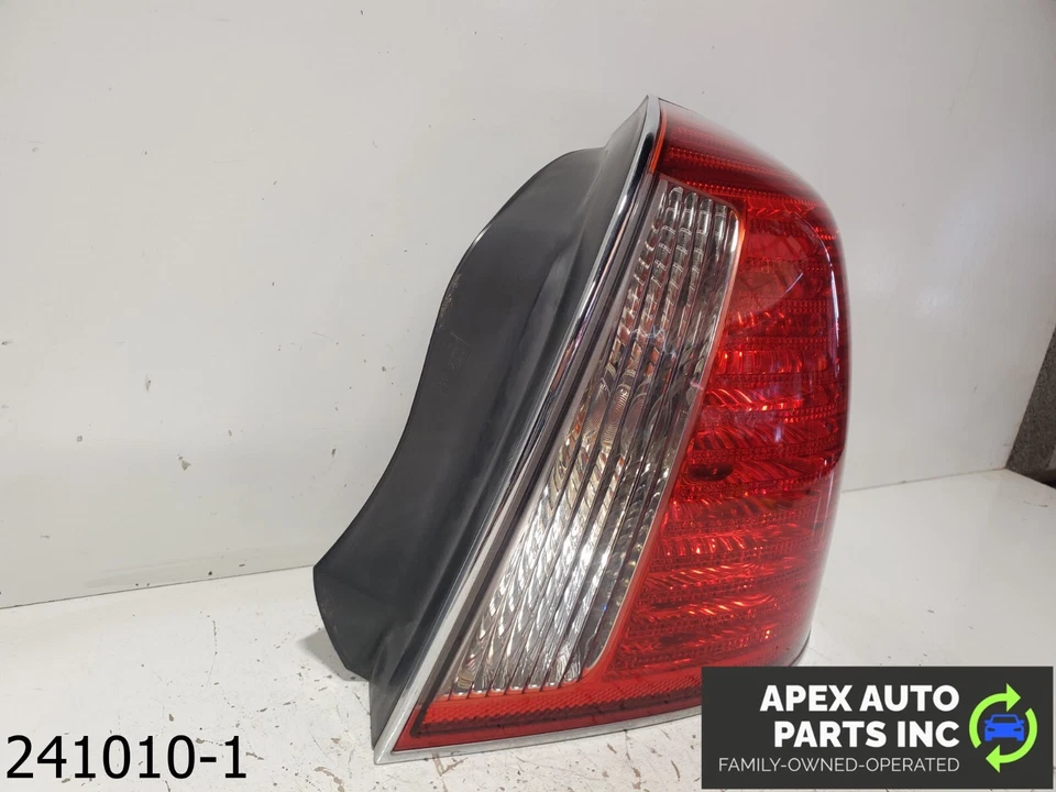 Lámpara de luz trasera de pasajero derecha OEM 2002-2005 Hyundai XG350 3,5 L Foto 3 de 4