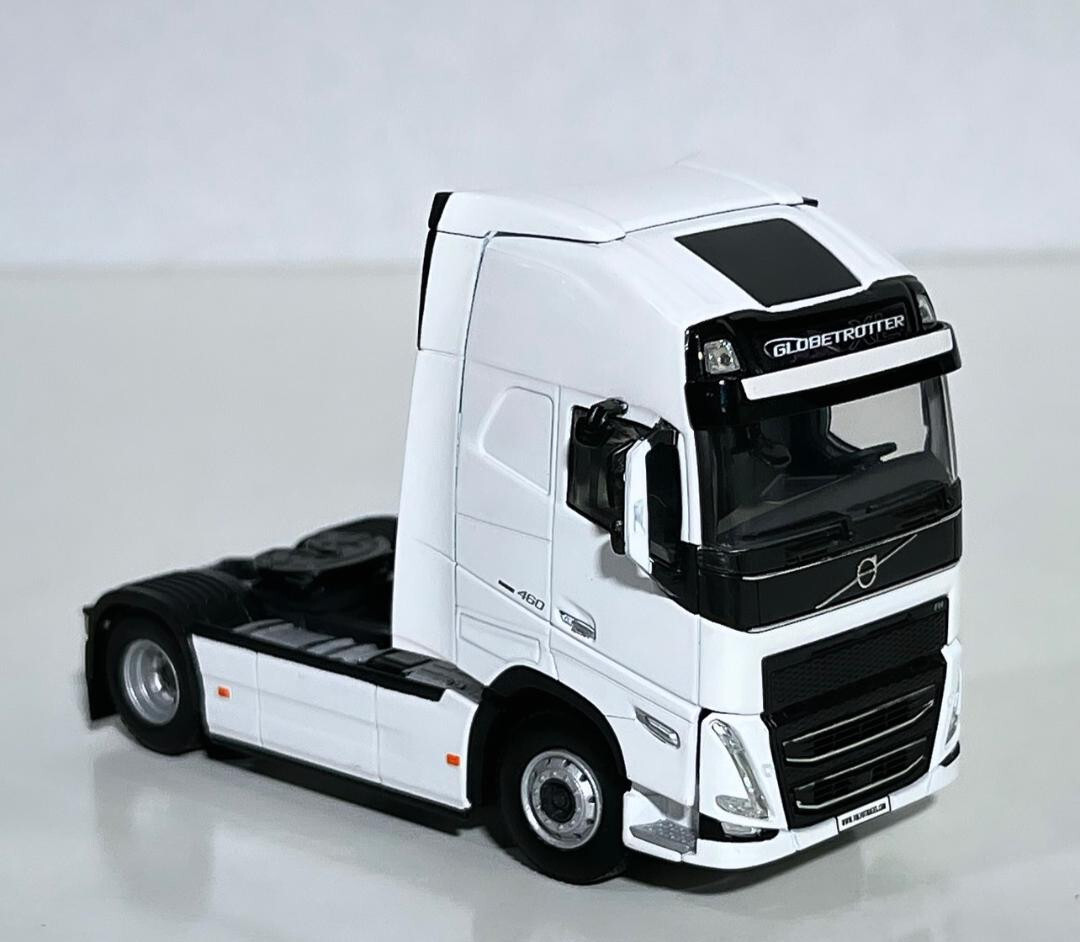 Volvo FH5 globetrotter XL 4x2, WSI truck models 032041 eBay