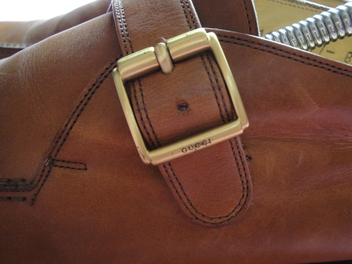Gucci Brown Men display picture 1