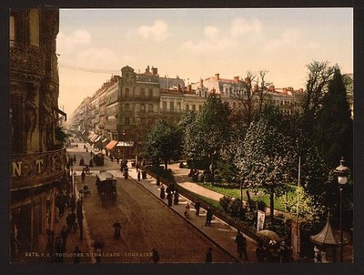 Photo:[Alsace-Lorraine Street, Toulouse, France]