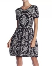 ROMEO + JULIET Couture Intarsia IKAT Knit Sweater Dress Womens Medium Black