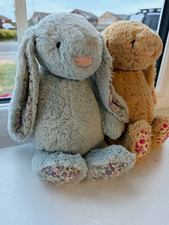 Jellycat Medium Bashful Beau Blossom Bunny