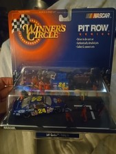 NASCAR Jeff Gordon Pit Row Superman Pulling In Winner's Circle Diecast 1:64 1999
