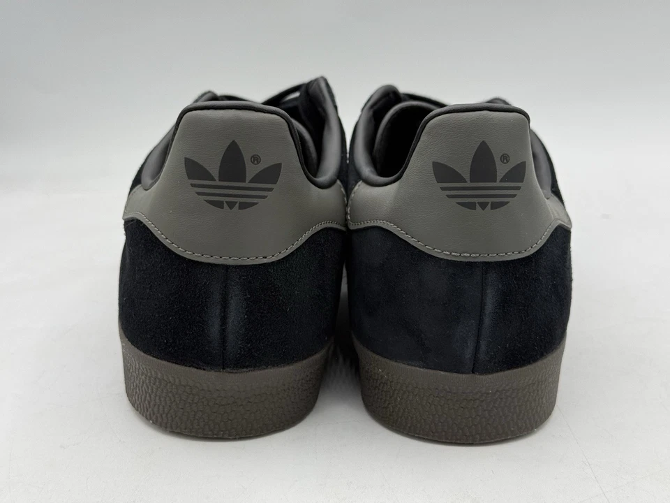 Adidas Gazelle Core Black Gum Metallic Gold Sneakers ID6105 Men’s Size 13 - Image 4 of 4