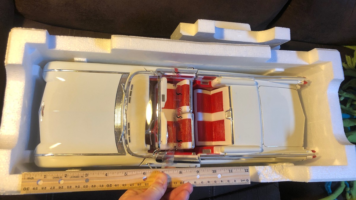ミニカー1/12 CADILLAC ELDORADO No.47 ミニカー1⁄12 CADILLAC