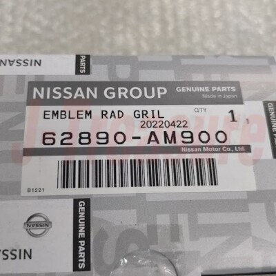NISSAN SKYLINE V35 G35 COUPE 03-07 Genuine Front Grille Emblem