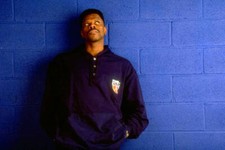 New York Knicks Patrick Ewing during photo shoot New York NY 12/1/- Old Photo 1